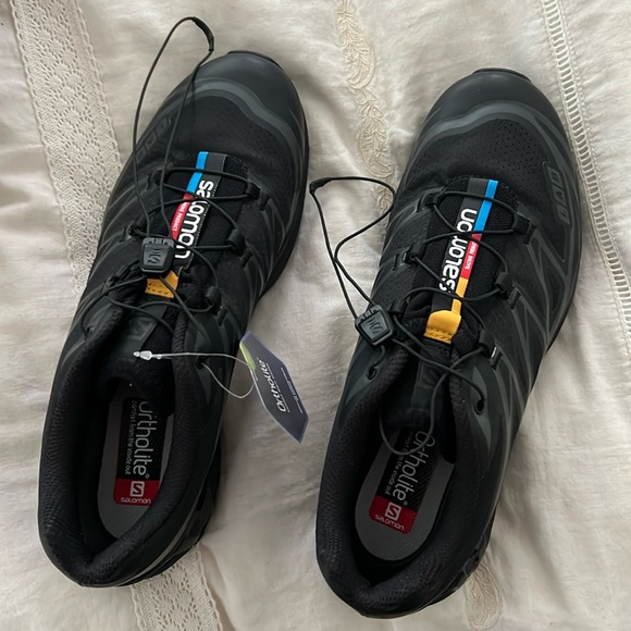 salomon’s - Picture 1 of 1